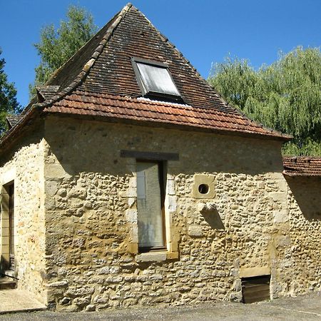 Camping Rcn Le Moulin De La Pique Belves Bagian luar foto