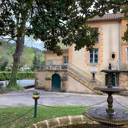 Camping Rcn Le Moulin De La Pique Belves Bagian luar foto