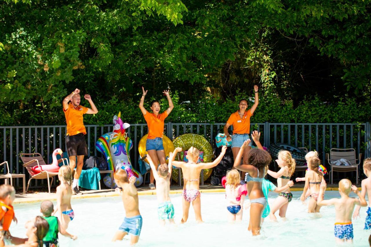 Camping Rcn Le Moulin De La Pique Belves Bagian luar foto
