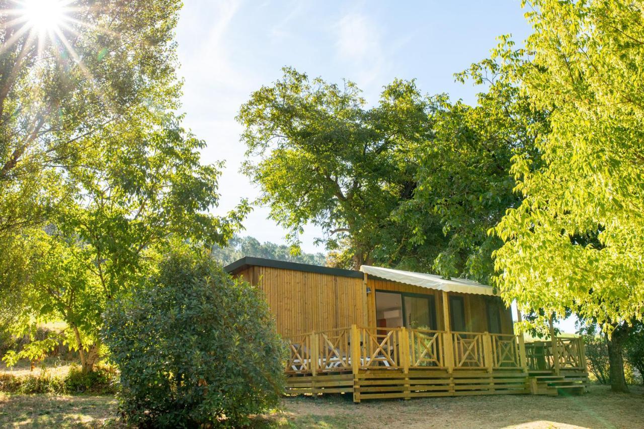 Camping Rcn Le Moulin De La Pique Belves Bagian luar foto