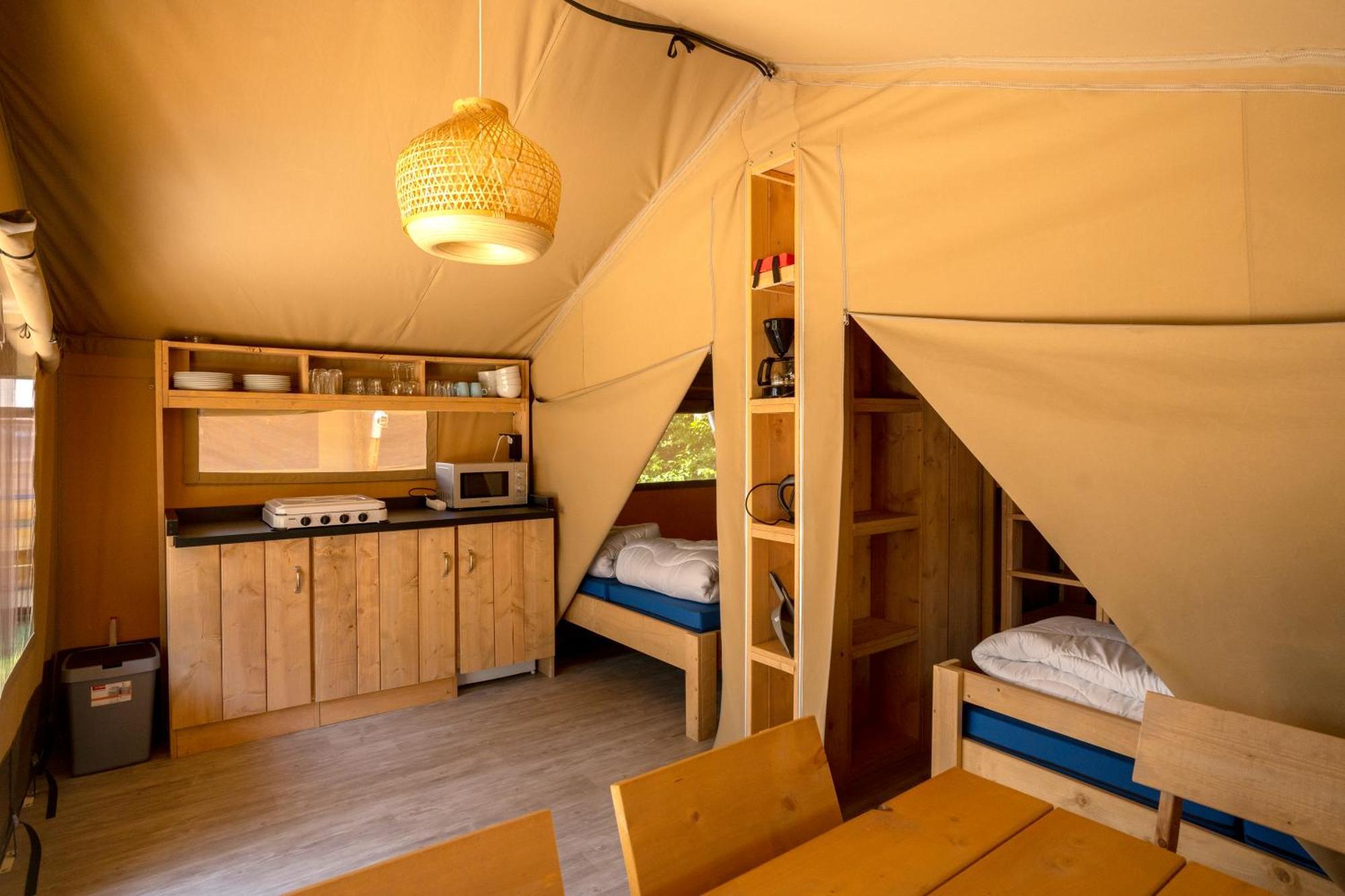 Camping Rcn Le Moulin De La Pique Belves Ruang foto